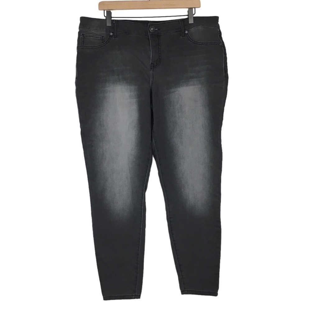 MAURICES Jeans Skinny Jeggings High Rise Faded Grey Black Wash Stretch Size XL-R